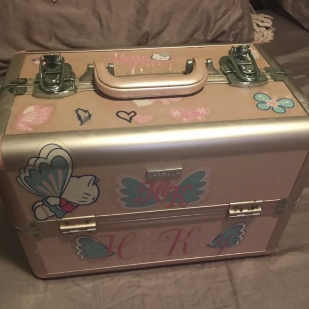 Makeup box